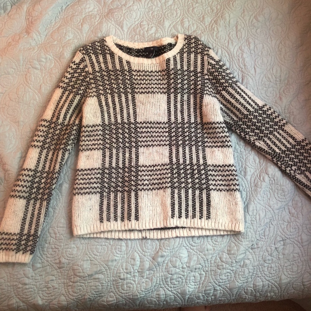 GAP Black and White Check Sweater
